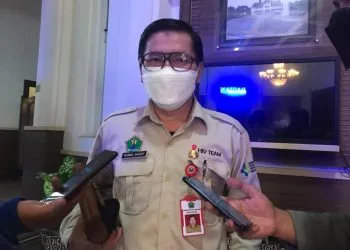 Pemkot Malang targetkan 70 persen warga tervaksin akhir 2021.