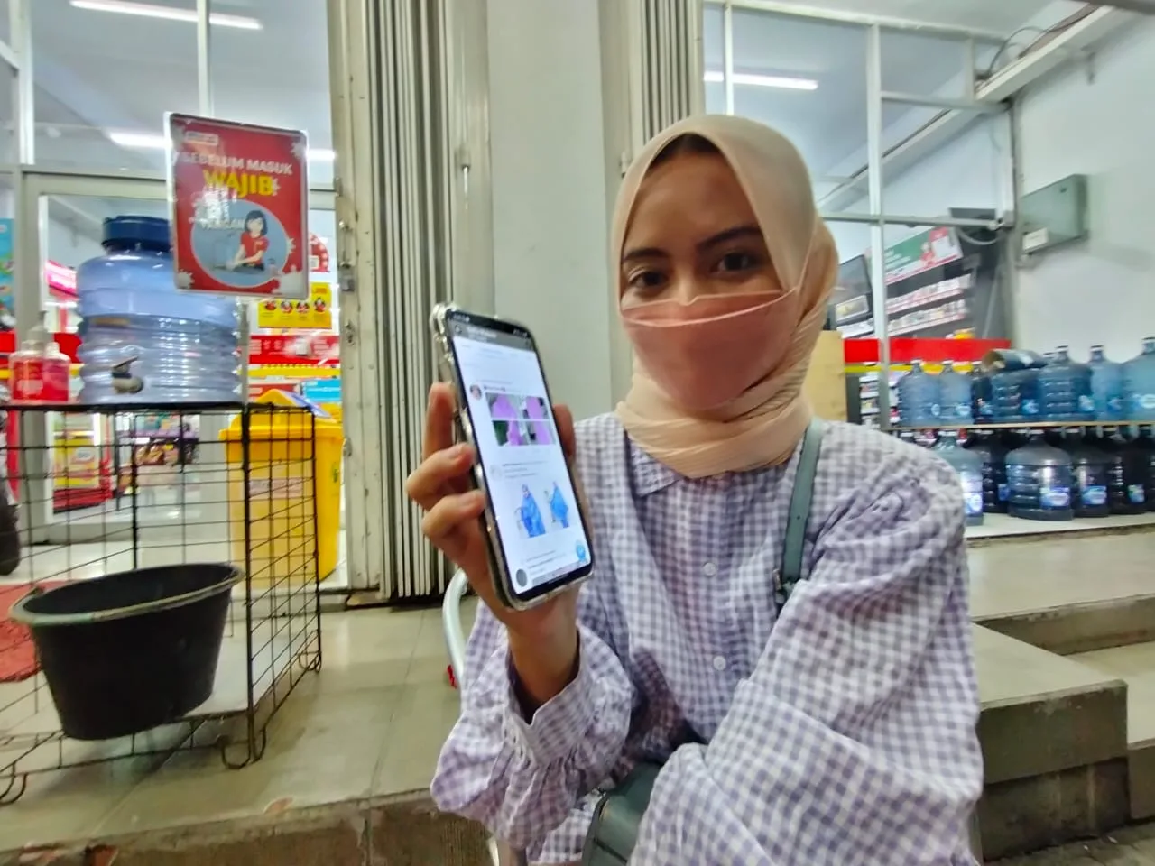 korban fetish mukena