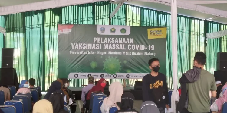 Vaksinasi Uin Malang