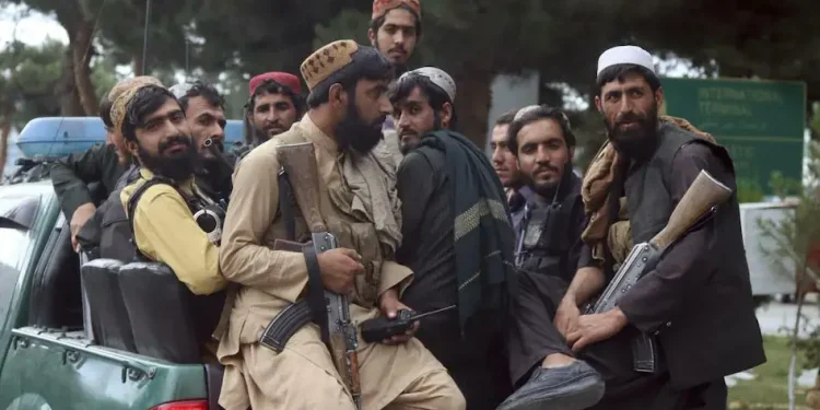 Taliban berhasil kuasai Afghanistan setelah sejumlah pasukan Amerika Serikat ditarik mundur/tugu malang