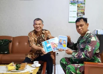 Aqua Dwipayana - Semua Karyawan Rumah Sakit Bhakti Wira Tamtama Semarang Dapat Buku "Super Best Seller" Karya Dr Aqua Dwipayana