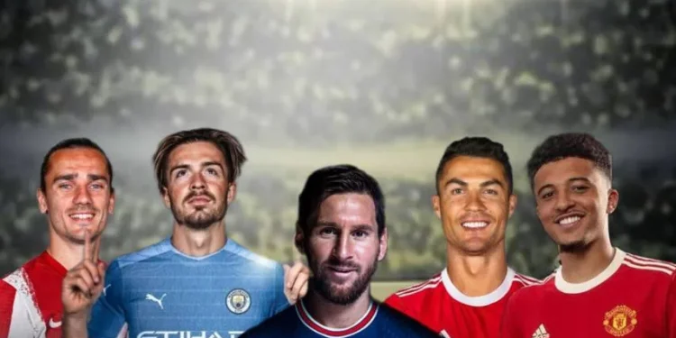Beberapa transfer pemain paling mengejutkan di bursa transfer musim panas 2021/2022. Salah satunya Cristiano Ronaldo dari Juventus ke Manchester United/tugu malang