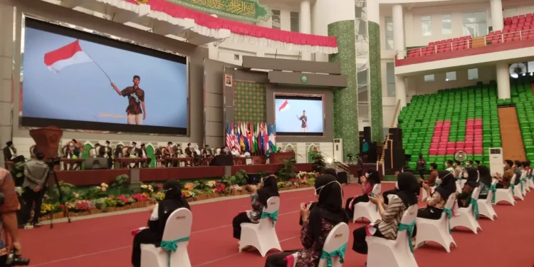Penutupan Orientasi Studi dan Kehidupan Kampus Bagi Mahasiswa Baru (Oshika Maba) Universitas Islam Malang (Unisma) 2021 / feni