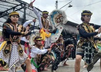 kirab - Kirab Agung Jaranan Satrio Turonggo Jati, Tampilan Epos Budaya Panji