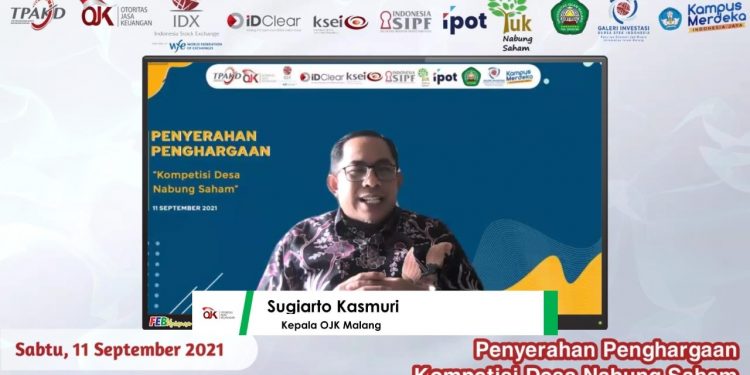 Kepala OJK Malang, Sugiarto Kasmuri, menjadi keynote speaker Waspada Investasi. Foto: dok