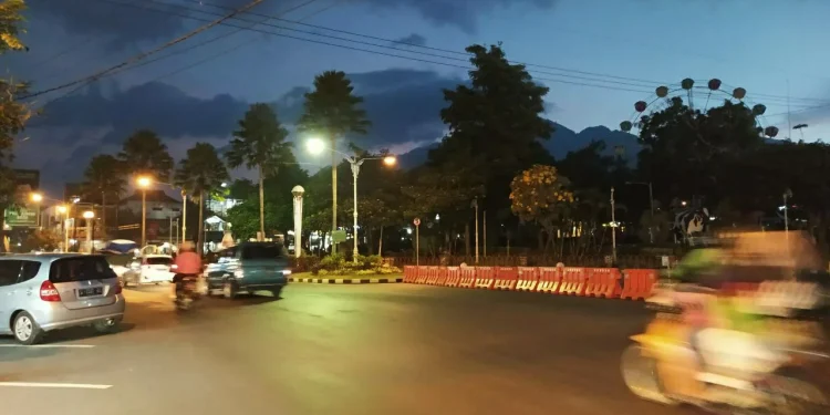 batu - Kota Batu Kembali Menyala