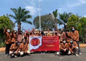 Prodi Hukum Unikama melakukan KKNT di Desa Bangelan, Wonosari, Kabupaten Malang. Foto: dok
