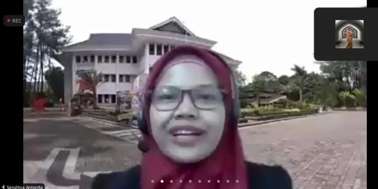 career - Career Development Center STIE Malangkucecwara Komitmen Cetak Lulusan Kompeten