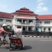 Bangunan Balai Kota Malang yang telah menjadi bangunan cagar budaya. Foto: M Sholeh