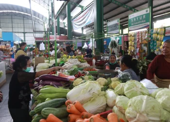 pasar - Pasar Rakyat, Tempat Belanja dan Hiburan Rakyat