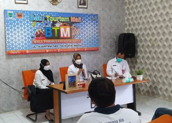 Wali kota Dewanti Rumpoko sosialisasi percepatan vaksinasi pada pelaku wisata dan seni budaya