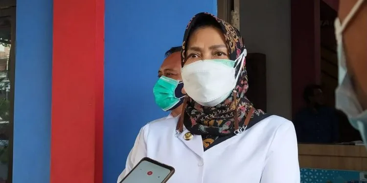 Dewanti Rumpoko menegaskan Sekolah Tatap Muka bagi siswa SD bisa dimulai, bila para wali murid sudah tervaksin semua.