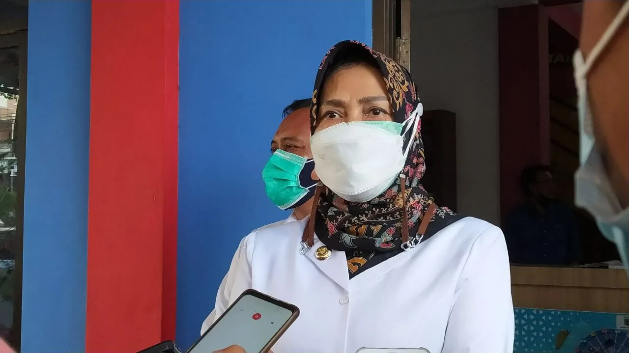 Dewanti Rumpoko menegaskan Sekolah Tatap Muka bagi siswa SD bisa dimulai, bila para wali murid sudah tervaksin semua.