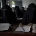 Ilustrasi perempuan Afghanistan yang kini diperbolehkan belajar hingga universitas/tugu malang