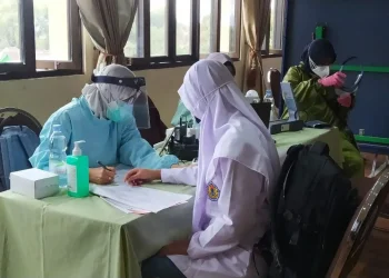 Vaksinasi siswa MAN Kota Batu