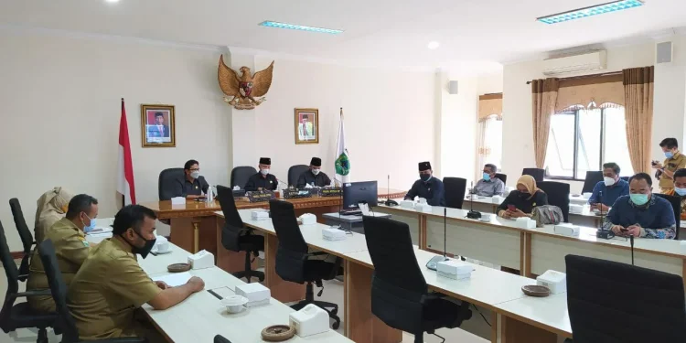 Dewan Kota Batu membahas PAD