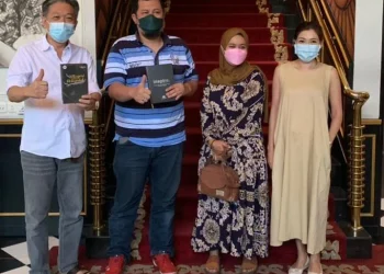 manfaat - Memberi Manfaat dan Perjalanan Spiritual Effendi Pudjihartono