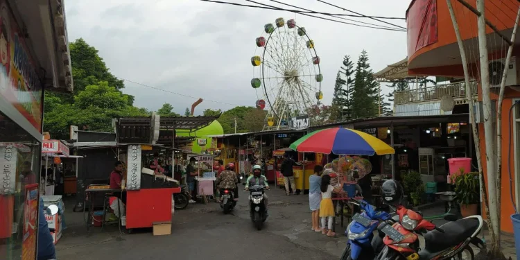 Seputar alun-alun kota batu