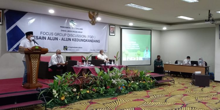 Wali Kota Malang, Sutiaji memaparkan materi dalam FGD Alun alun Kedungkandang