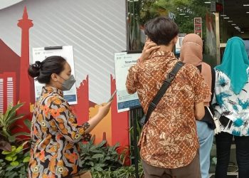 Ilustrasi penerapan aplikasi PeduliLindungi di sejumlah kantor pelayanan masyarakat mulai Kantor Kelurahan hingga Balai Kota Malang./tugu malang