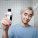 Ilustrasi produk skincare khusus pria.