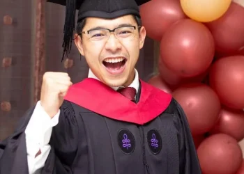 Muhammad Rifky Wicaksono saat wisuda di Harvard Law School./tugu malang