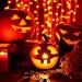 Ilustrasi ornamen Halloween/tugu malang
