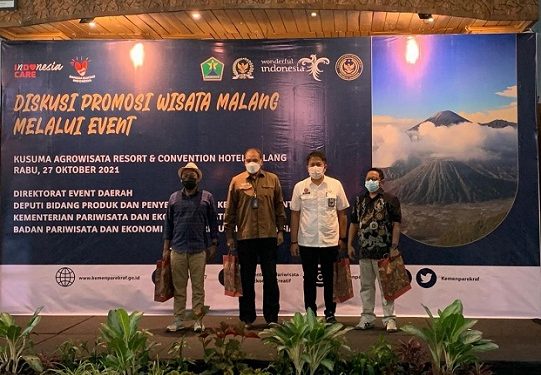 Diskusi promosi wisata Malang yang diselenggarakan di Hotel Kusuma Agro Wisata./tugu malang
