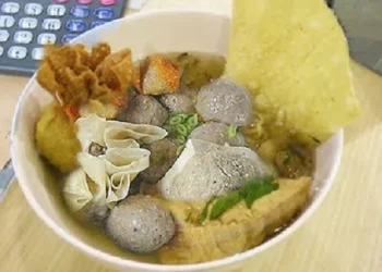  Ilustrasi Bakso Malang./tugu malang