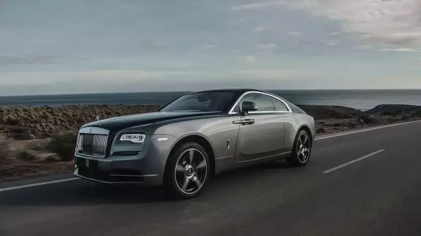 Rolls-Royce Wraith.