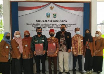 Penandatanganan Memorandum of Agreement (MoA) antara Prodi PPKn dengan Pemerintah Desa Talok, Kabupaten Malang. Foto: dok