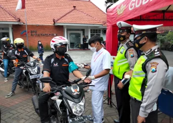 covid-19 - Seminggu Berjalan, Vaksinasi COVID-19 Drive Thru Ramai Peminat