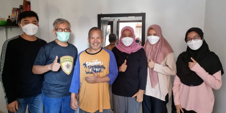 Kenangan ketika saya dan keluarga dari Depok, Jawa Barat, bersilaturahim menjenguk Mas Nurul Lutfi Nachrowi di Kota Batu, Jawa Timur, 7 September 2021. Foto: dok