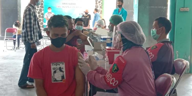 PWI - Gandeng PWI dan IBU, Polresta Malang Kota Gelar Vaksinasi COVID-19