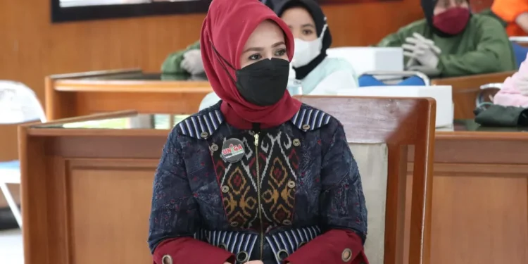 Rektor Uniga Malang, Prof Dr Dyah Sawitri. Foto: dok