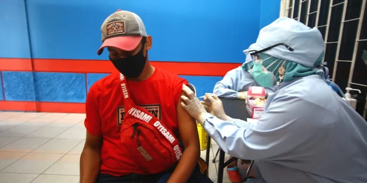 COVID-19 - Antisipasi Gejolak COVID-19 Gelombang 3, Pemkot Malang Siapkan Vaksin Booster