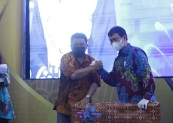 polinema - Polinema Gelar Pisah Sambut Direktur, Begini Pesan Awan Setiawan ke Penggantinya