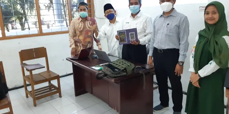 Kegiatan Harla ke-60 UIN Malang. Dari apresiasi bagi santri yang pandai membaca kitab kuning untuk dapat masuk di Prodi Keagamaan hingga penyusunan Book Chapter dengan tema besarnya “Santri Penggerak, Santri Merdeka”. Foto: dok