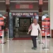 Setiap orang yang akan masuk Balai Among tani haru punya aplikasi PeduliLindungi