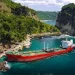 Kapal tanker Alisa XVII yang kandas di perairan Pantai Pikatan Pacitan. /tugu malang