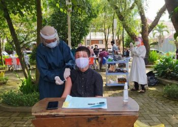 Pelaksanaan vaksinasi anak di Kota Malang beberapa waktu lalu