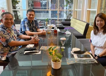 Aqua Dwipayana bersama owner Hotel Grand Mercure Malang Mirama