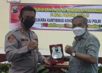 kapolres Madiun dan Dr Aqua Dwipayana
