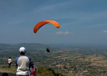 Atlet paralayang kota Batu