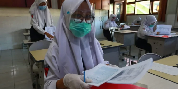 Dikbud Kota Malang catat 10 persen wali murid tolak Swab siswa