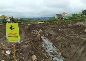 sungai brantas - Hijaukan Hulu Sungai Brantas, DLH Kota Batu Siapkan 2.300 Tanaman