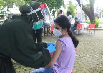 COVID-19 - Vaksinasi COVID-19 Dosis 2 di Kota Malang Capai 81 Persen