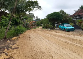 Perbaikan Jalan Menuju Pantai Balekambang Terhambat Anggaran