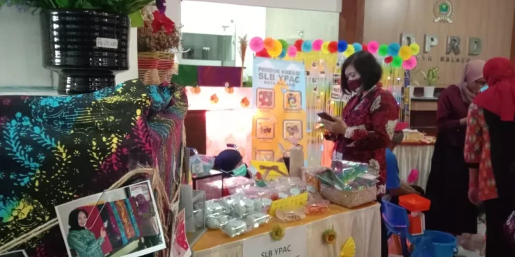 pameran - Sukses Fasilitasi Pameran Kreasi Difabel, DPRD Kota Malang Bakal Buka Pojok UMKM