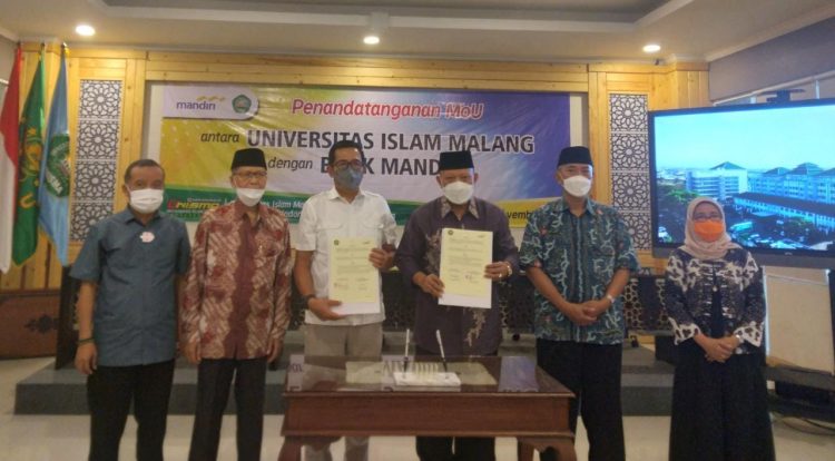 Universitas Islam Malang bersama Bank Mandiri komitmen cetak lulusan berjiwa enterpreneur. Foto: Feni Yusnia